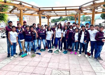 Estudiantes jalapanecos lideran exitosa campaña «Limpiemos Nuestra Guatemala» en un esfuerzo por preservar el medio ambiente