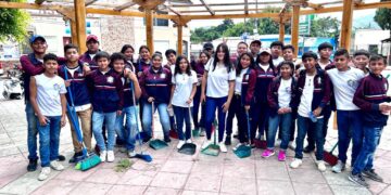 Estudiantes jalapanecos lideran exitosa campaña «Limpiemos Nuestra Guatemala» en un esfuerzo por preservar el medio ambiente